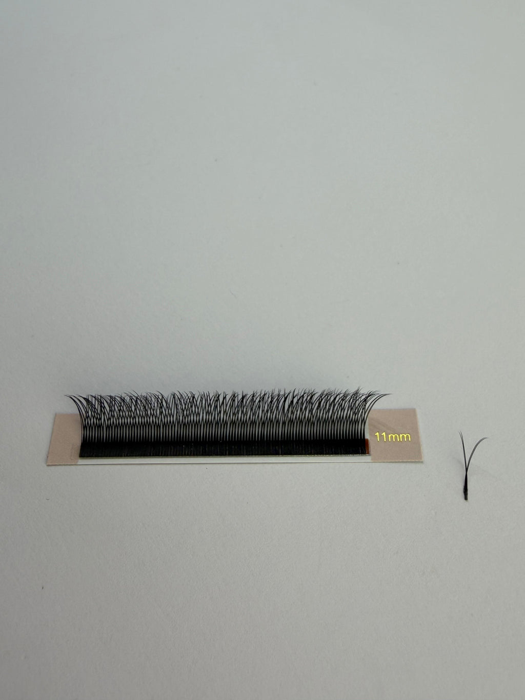 YY Fans Lashes 2D 0.07 – Curvatura C